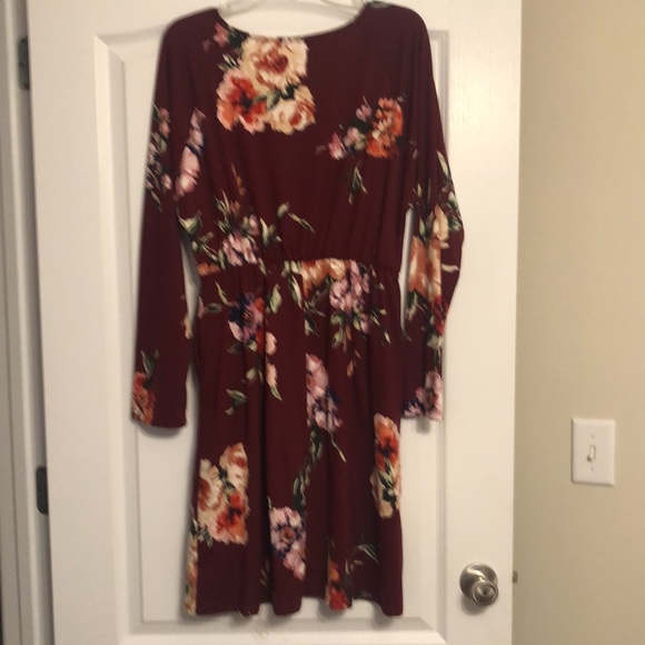 Sew in Love Floral Dress - Picture 5 of 6